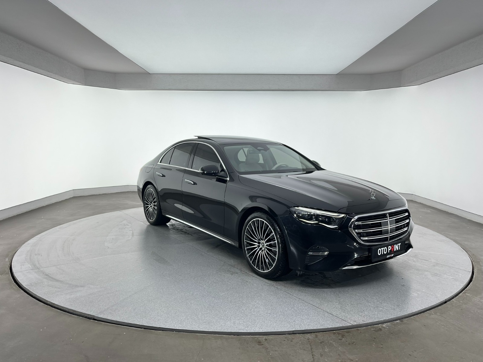 Mercedes-Benz E Sedan 220d 4Matic Edition1 Exclusive 9G-Tronic - 2023 - Detay