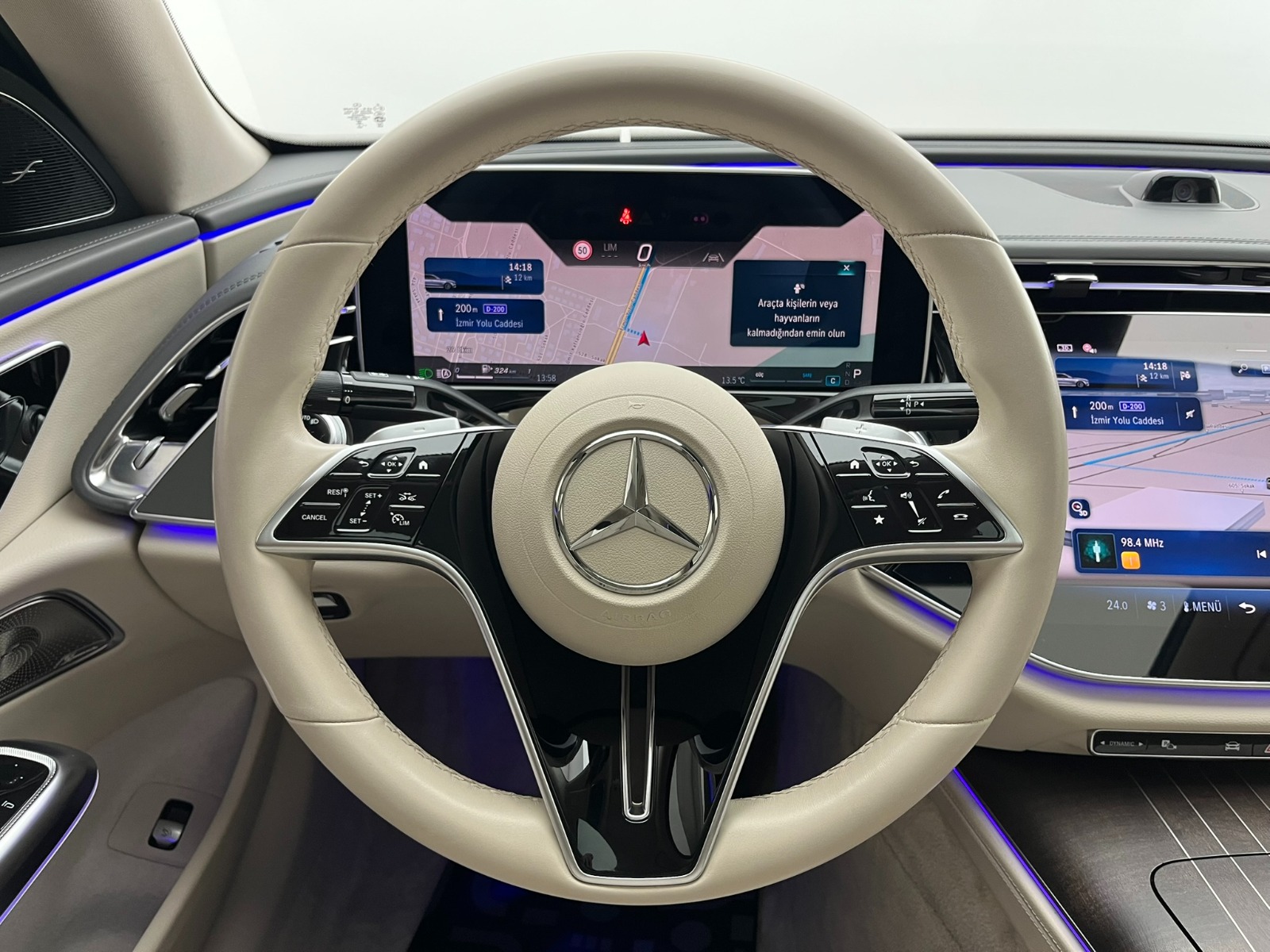 Mercedes-Benz E Sedan 220d 4Matic Edition1 Exclusive 9G-Tronic - 2023 - Detay