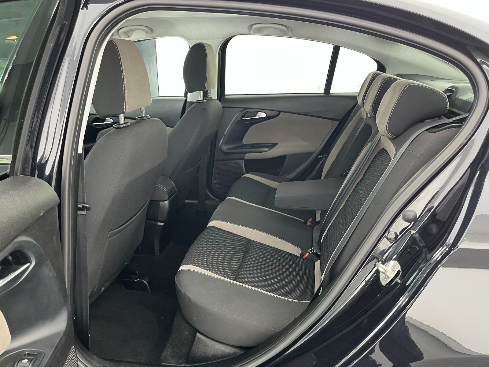 Fiat Egea 1.6 MultiJet Lounge Plus DCT - 2020 - Detay