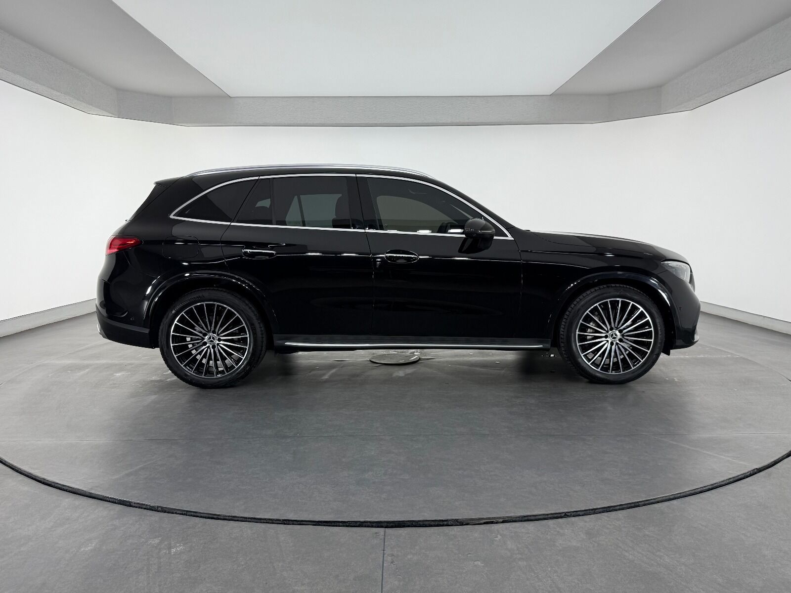 Mercedes-Benz GLC 180 AMG - 2025 - Detay