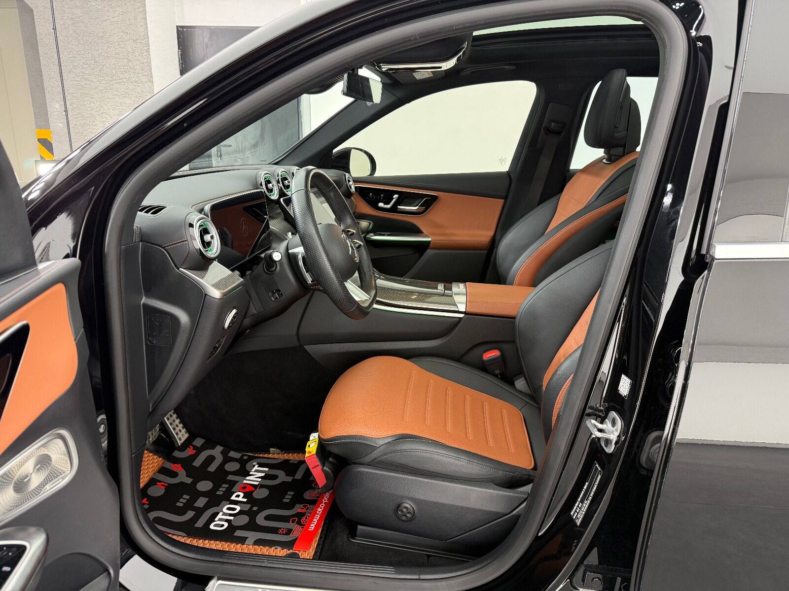 Mercedes-Benz GLC 180 AMG - 2025 - Detay