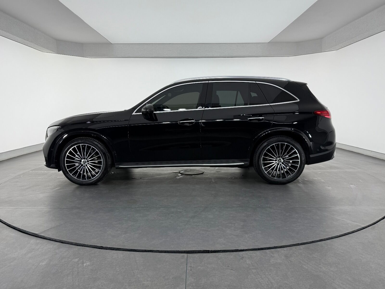 Mercedes-Benz GLC 180 AMG - 2025 - Detay