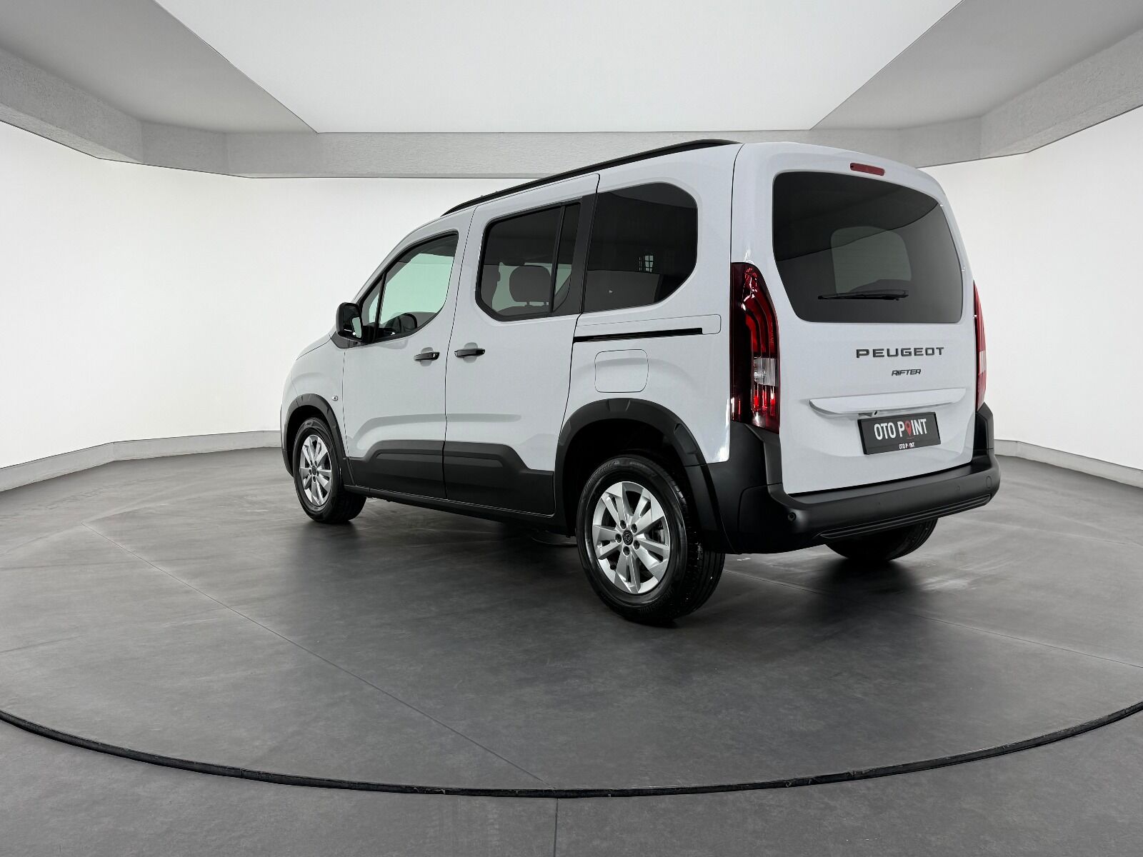 Peugeot Rifter 1.5 BlueHDI Allure EAT8 - 2026 - Detay