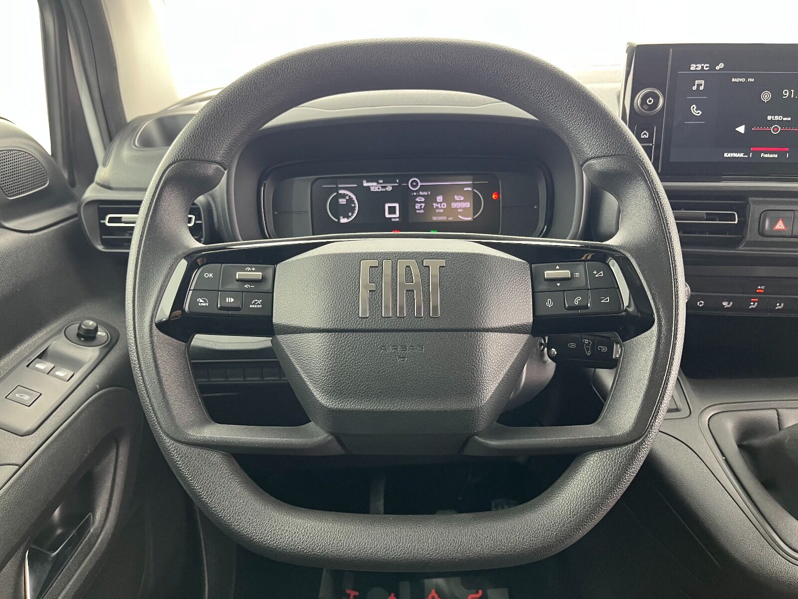 Fiat Doblo Cargo 1.5 BlueHDİ Maxi - 2025 - Detay