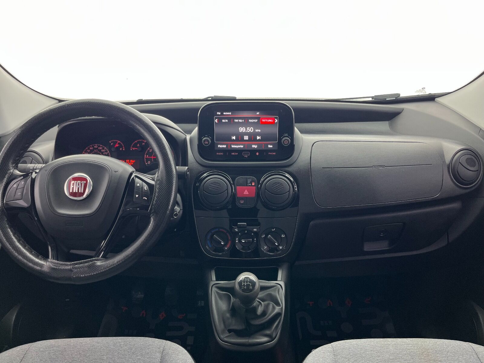 Fiat Fiorino Combi 1.4 Eko Safeline - 2023 - Detay