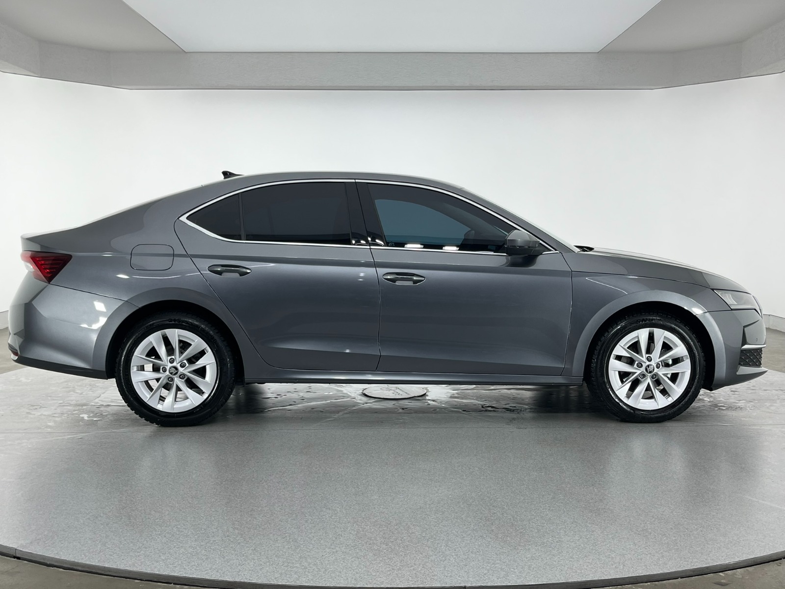 Skoda Octavia Sedan 1.5 TSI mHEV Premium DSG - 2025 - Detay