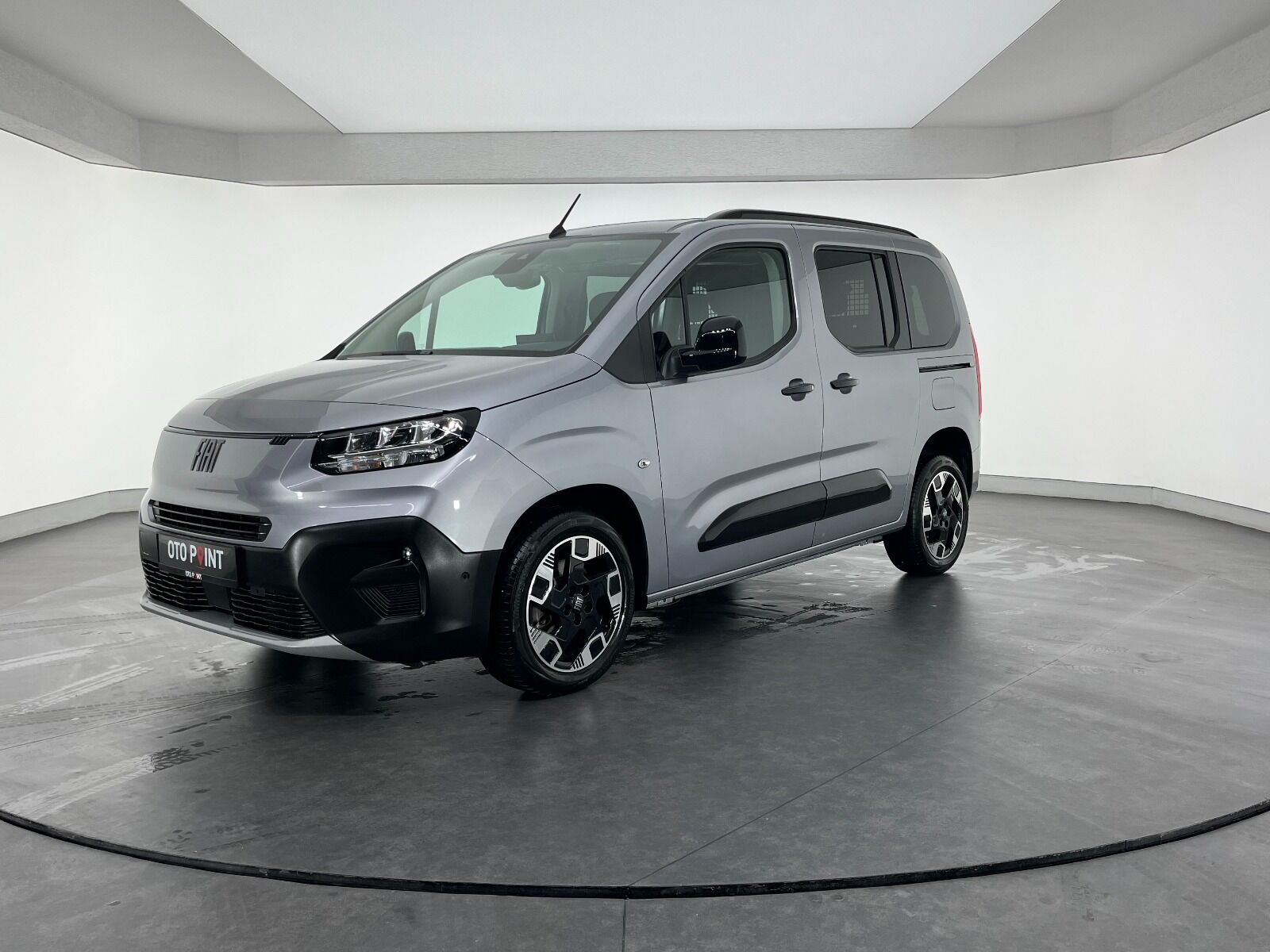 Fiat Doblo Combi 1.5 BlueHDI Premio Plus Otomatik - 2025 - Detay