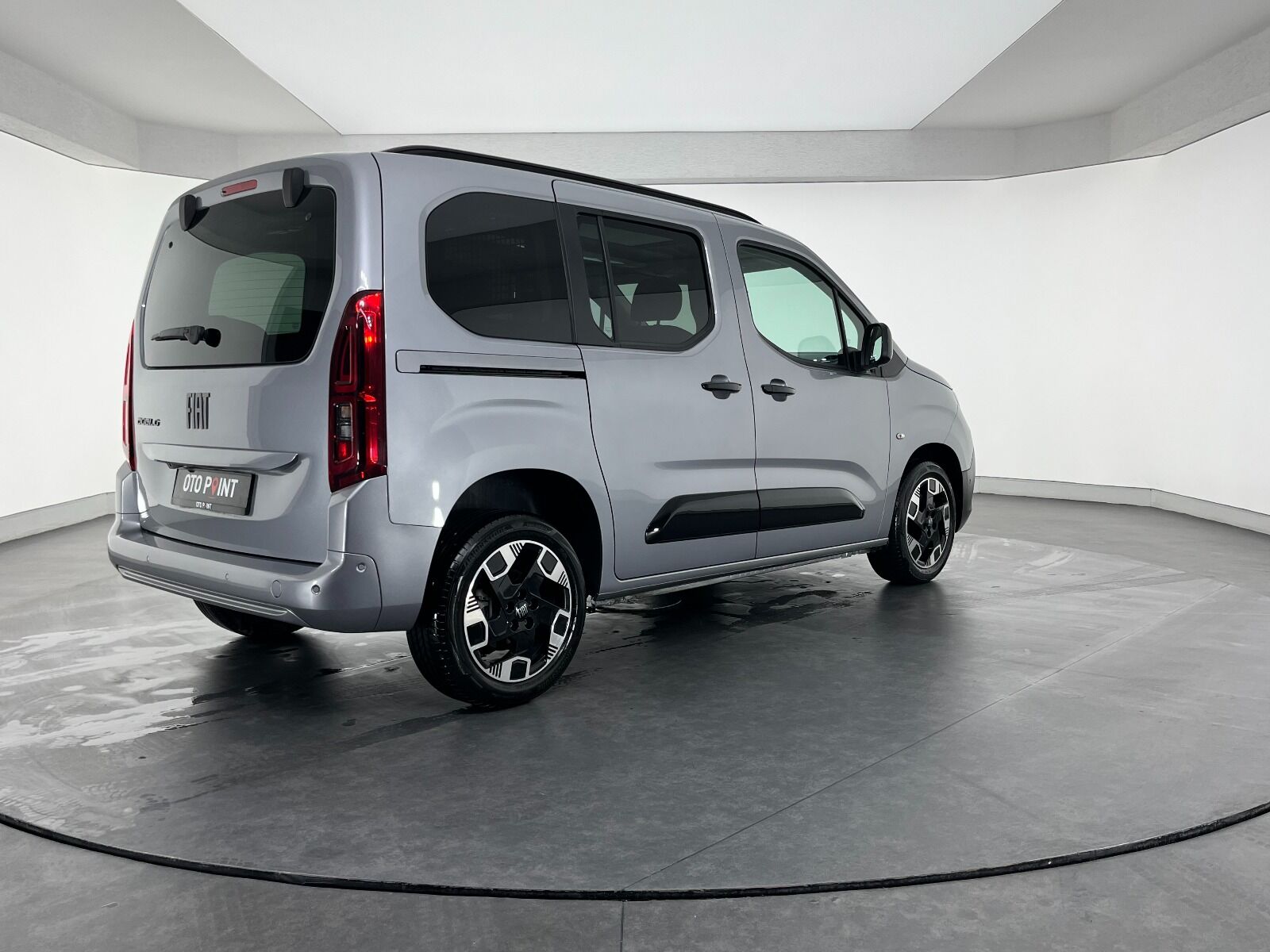 Fiat Doblo Combi 1.5 BlueHDI Premio Plus Otomatik - 2025 - Detay