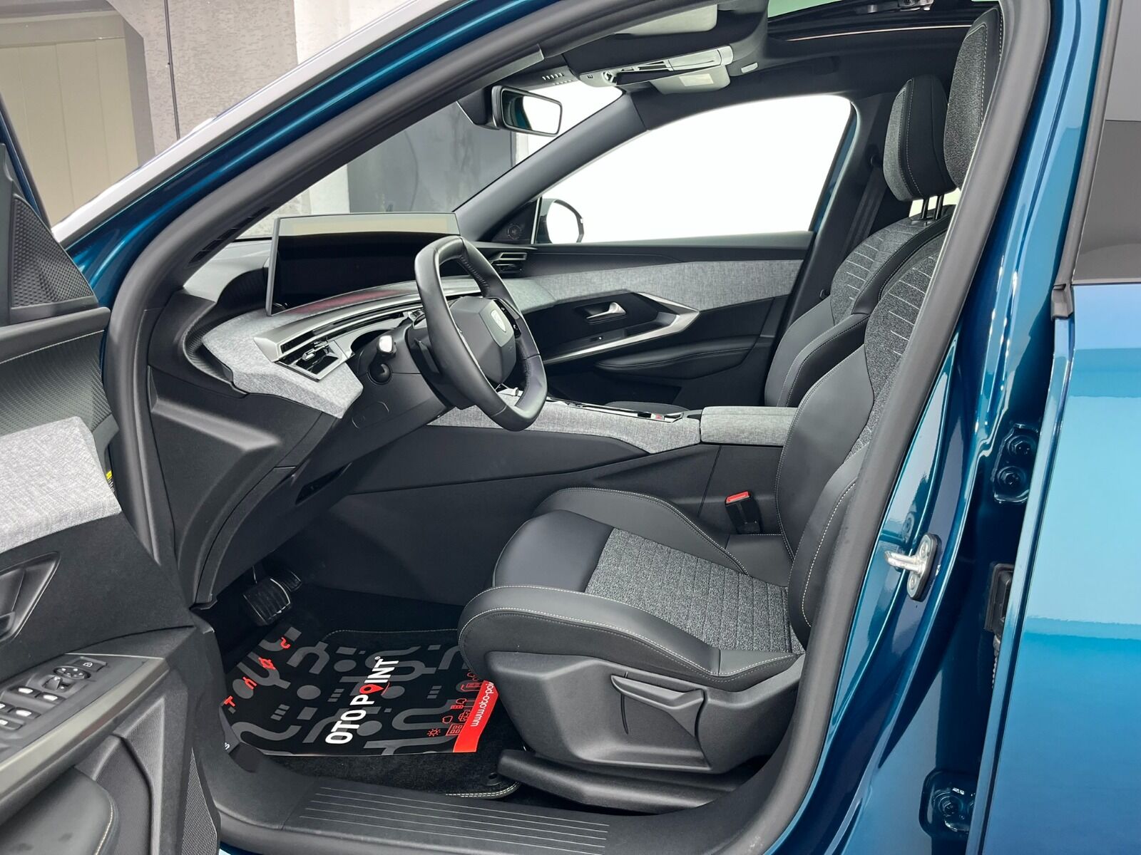 Peugeot 3008 Crossover 1.2 Hybrid Allure eDCS6 - 2025 - Detay