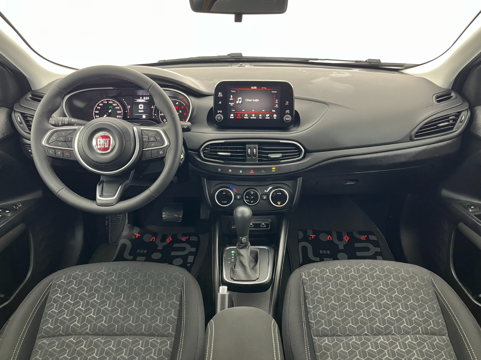 Fiat Egea Cross 1.6 MultiJet Urban GSR Traction+ DCT - 2024 - Detay