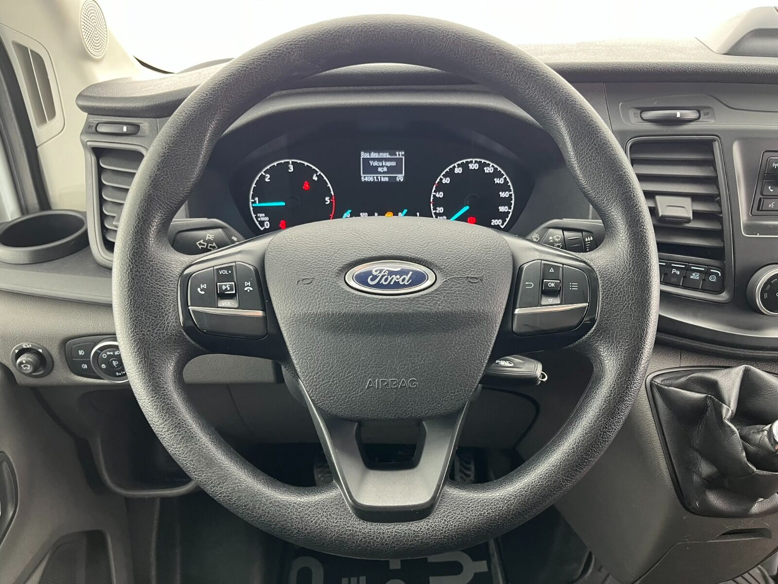 Ford Transit 350 E - 2024 - Detay