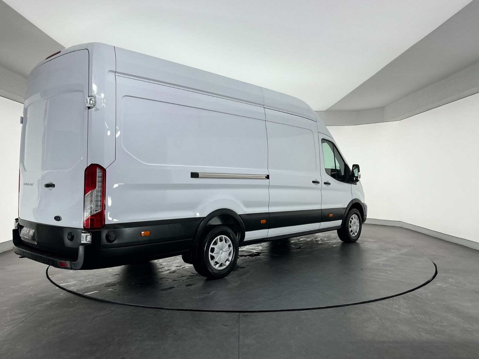 Ford Transit 350 E - 2024 - Detay