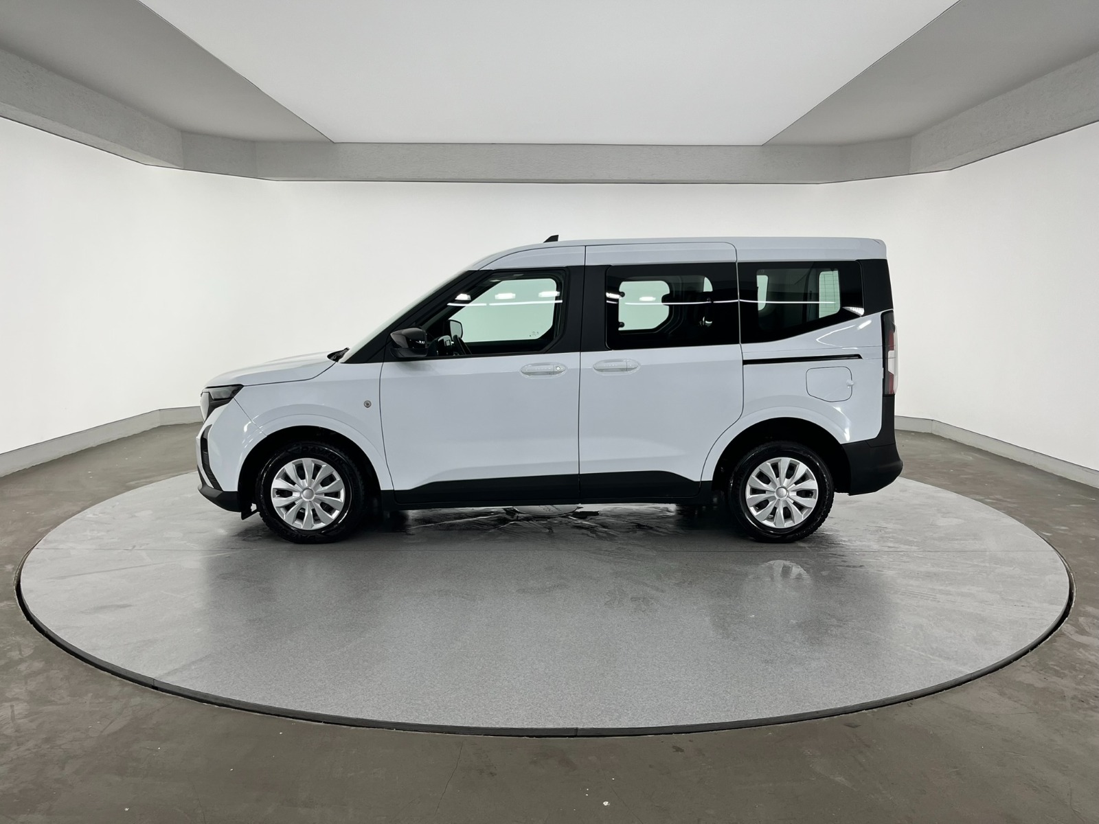 Ford Tourneo Courier Kombi 1.5 EcoBlue Deluxe - 2024 - Detay