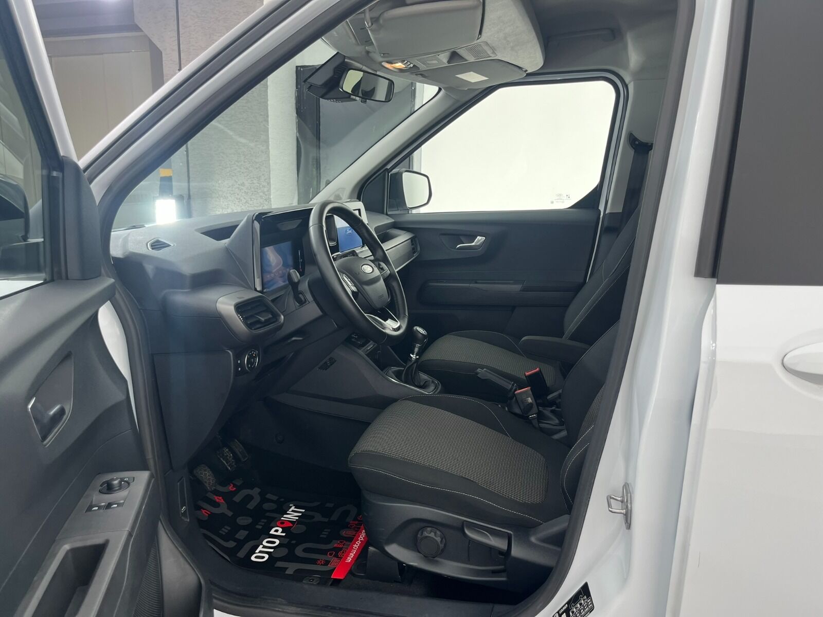 Ford Tourneo Courier Kombi 1.5 EcoBlue Deluxe - 2024 - Detay