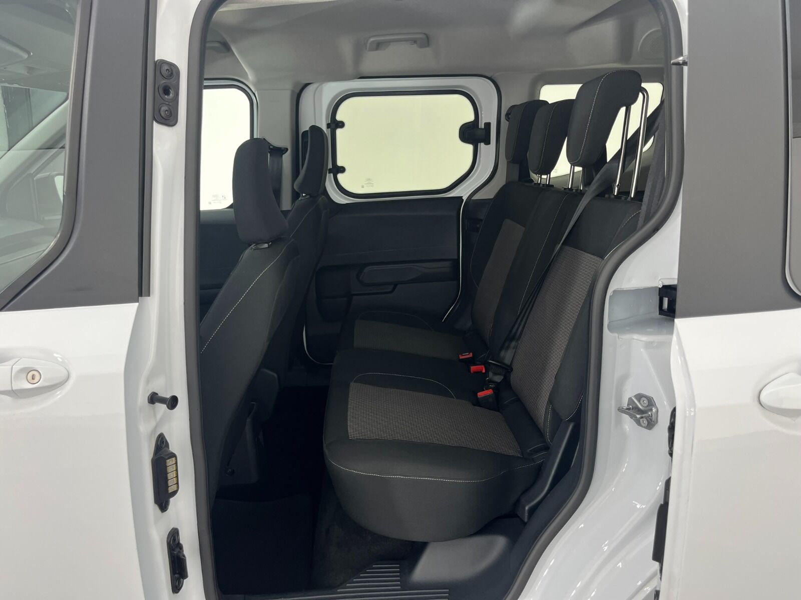 Ford Tourneo Courier Kombi 1.5 EcoBlue Deluxe - 2024 - Detay