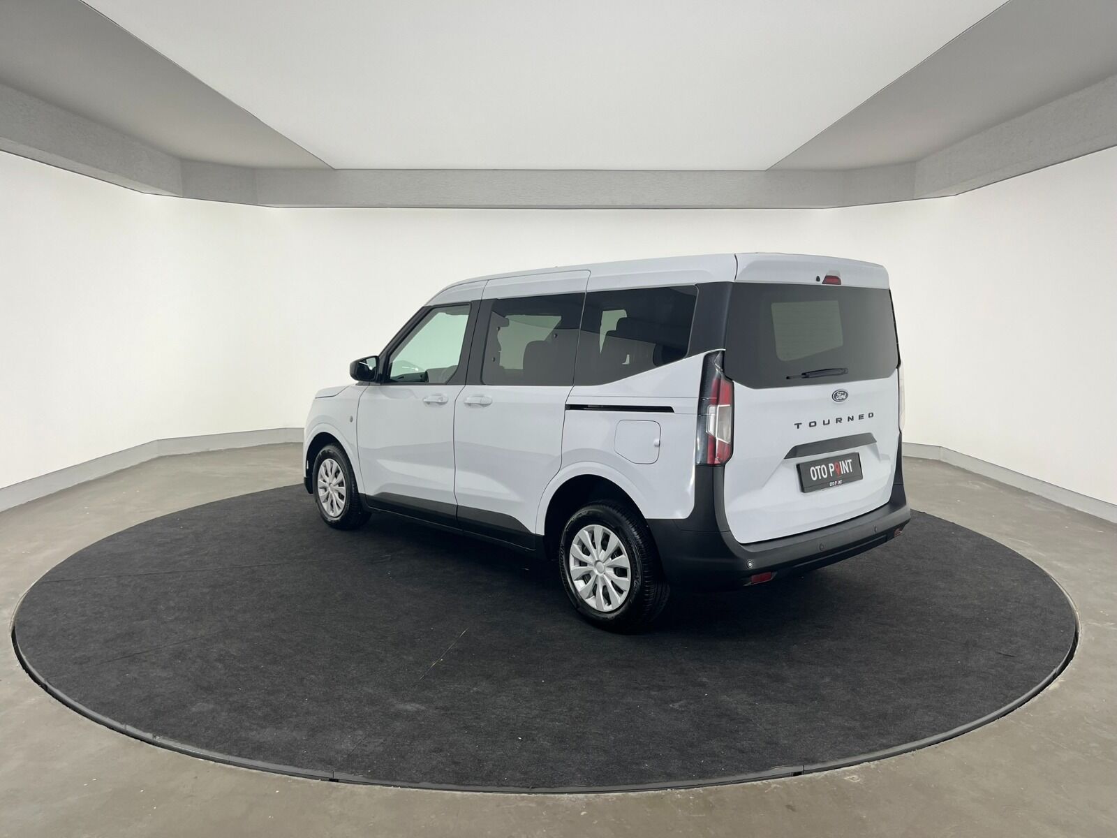 Ford Tourneo Courier Kombi 1.5 EcoBlue Deluxe - 2024 - Detay