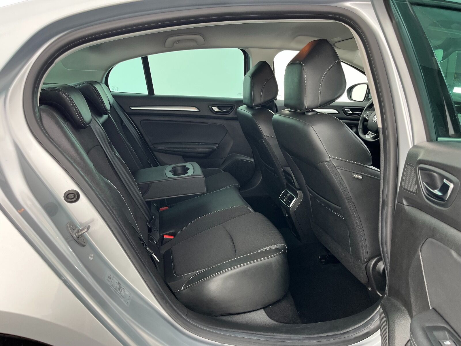 Renault Megane Sedan 1.5 Blue DCI Icon EDC - 2024 - Detay