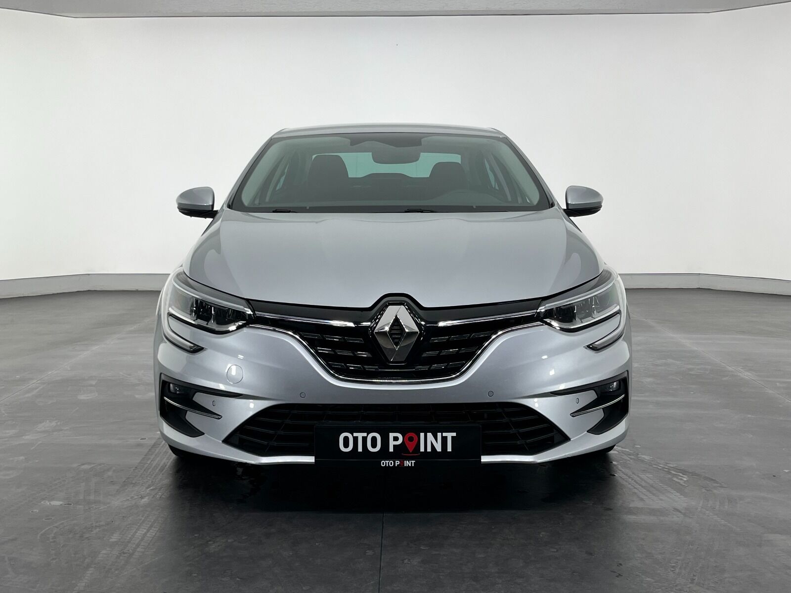 Renault Megane Sedan 1.5 Blue DCI Icon EDC - 2024
