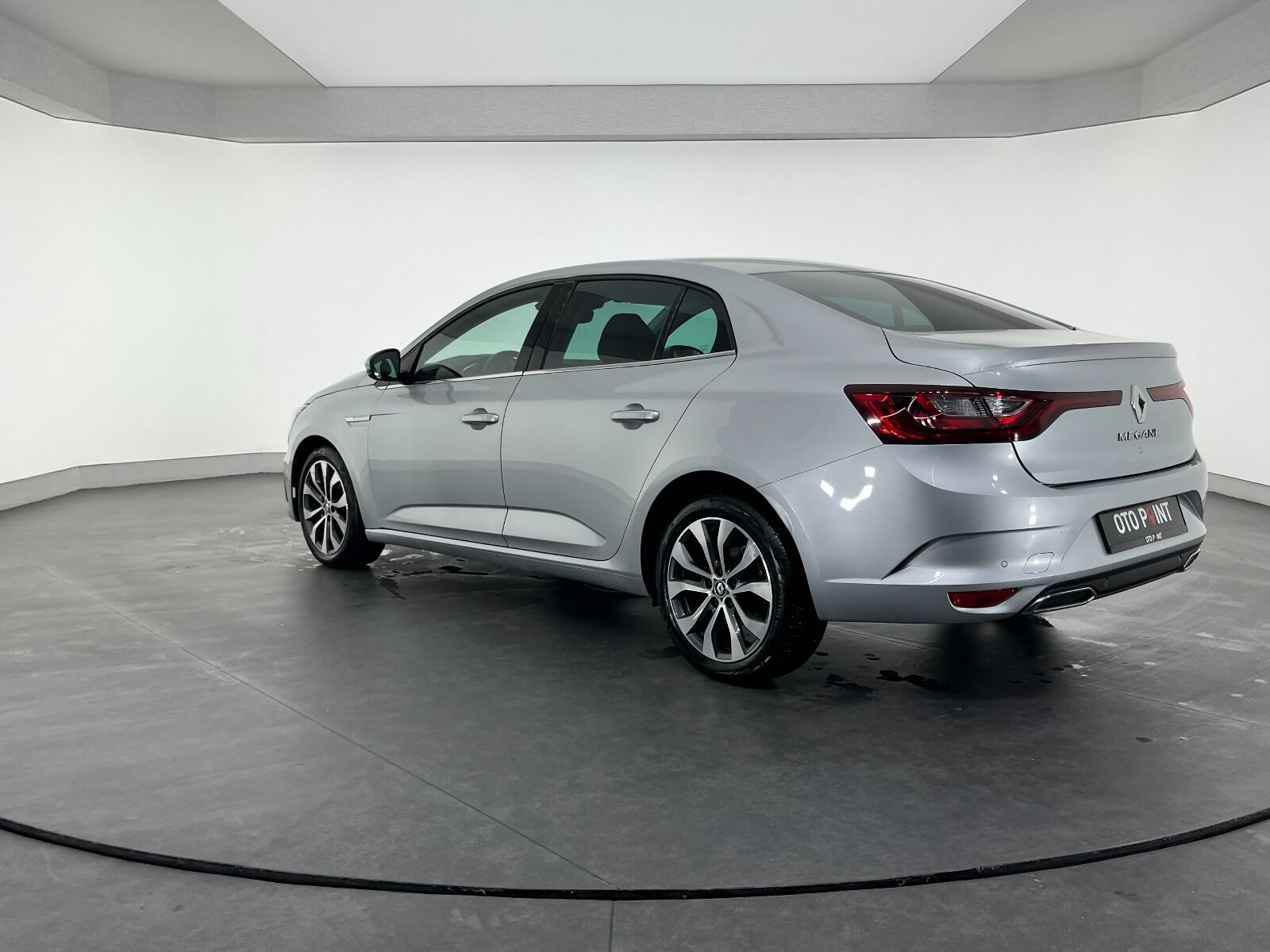 Renault Megane Sedan 1.5 Blue DCI Icon EDC - 2024 - Detay