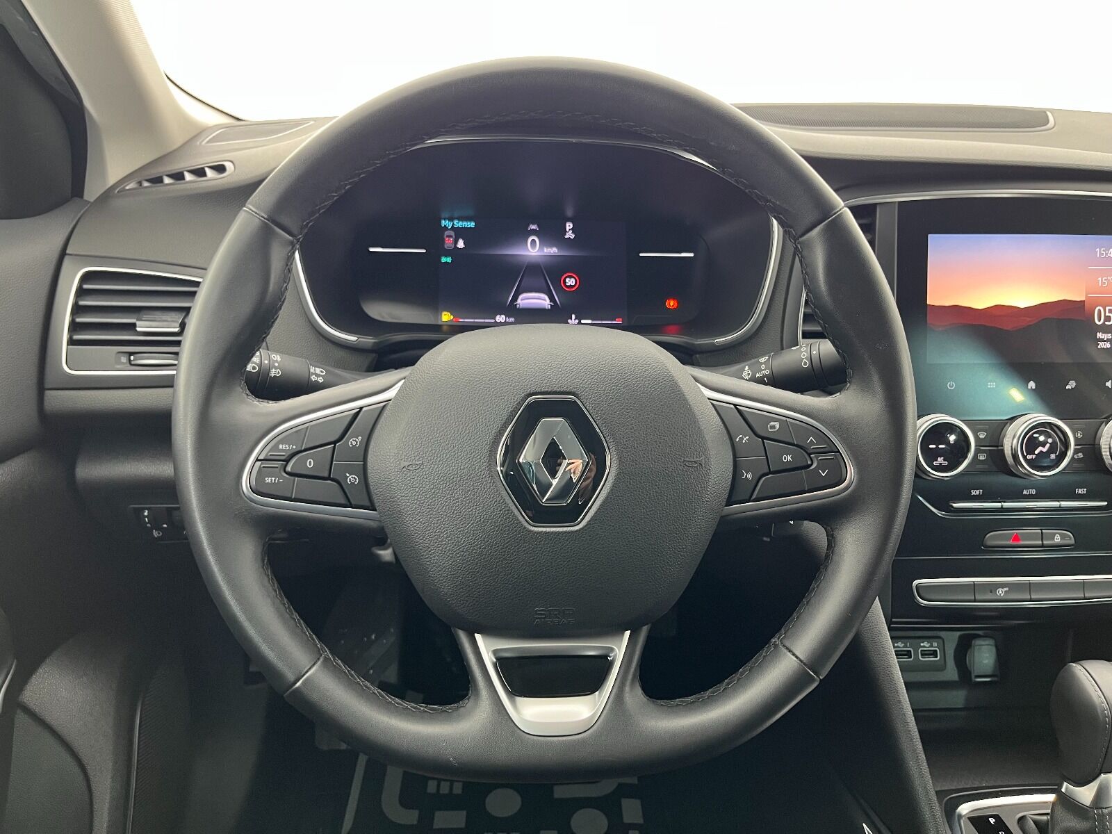 Renault Megane Sedan 1.5 Blue DCI Icon EDC - 2024 - Detay