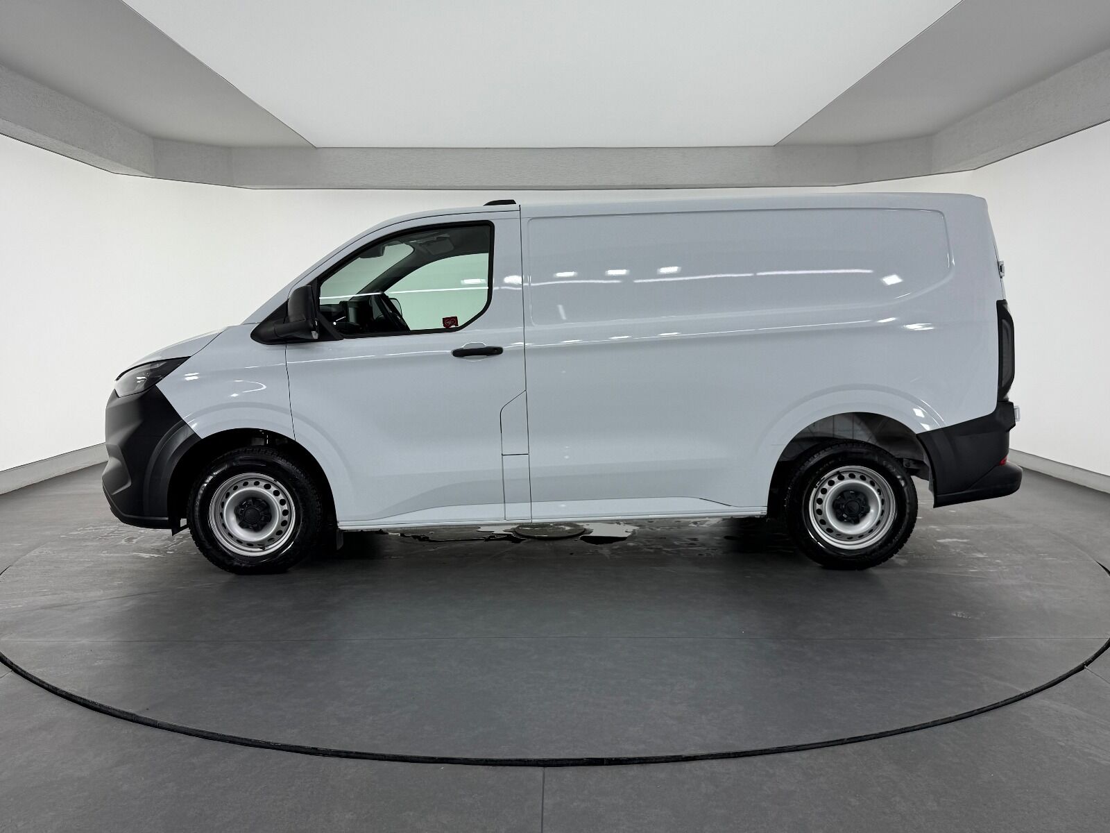 Ford Transit Custom 2.0 EcoBlue TDCi UPG 320 S Trend - 2023 - Detay