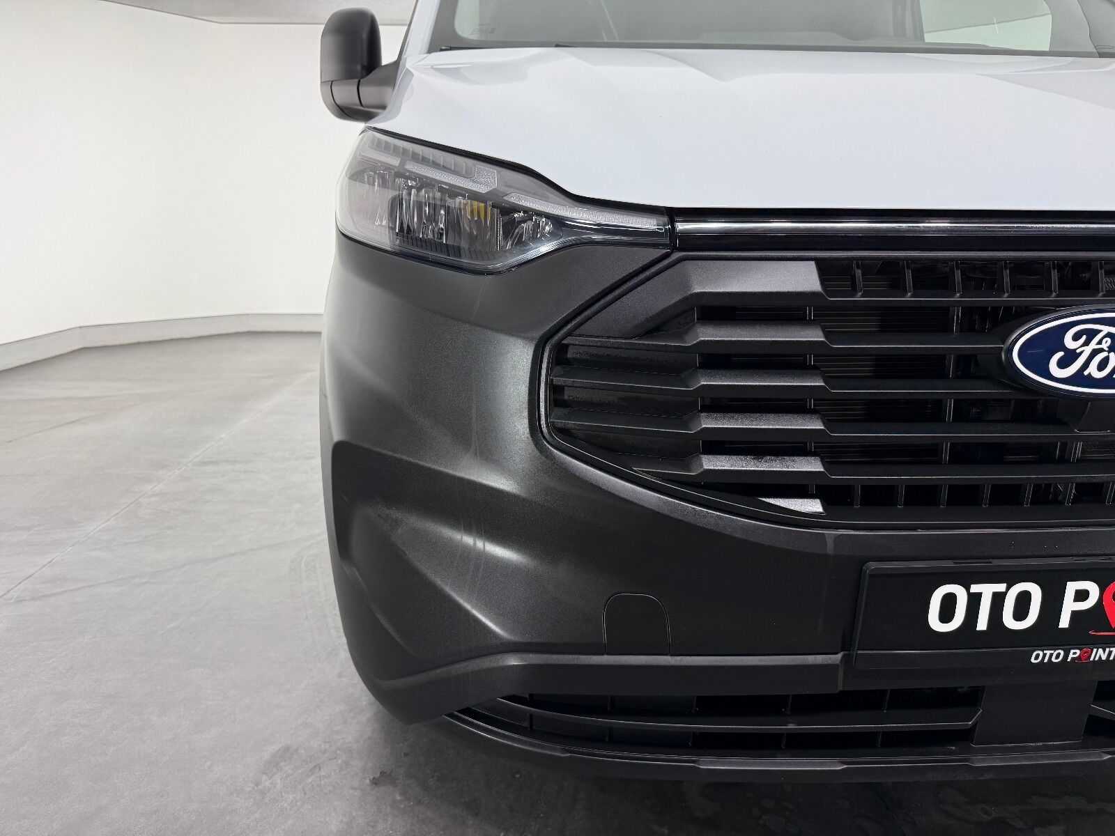 Ford Transit Custom 2.0 EcoBlue TDCi UPG 320 S Trend - 2023 - Detay