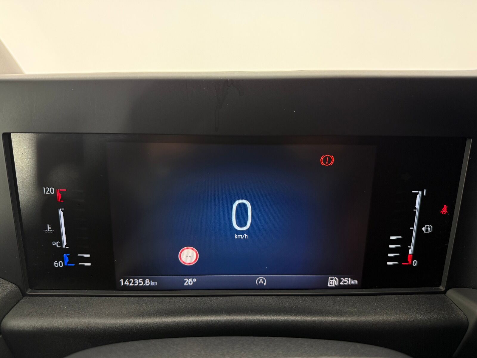 Ford Transit Custom 2.0 EcoBlue TDCi UPG 320 S Trend - 2023 - Detay