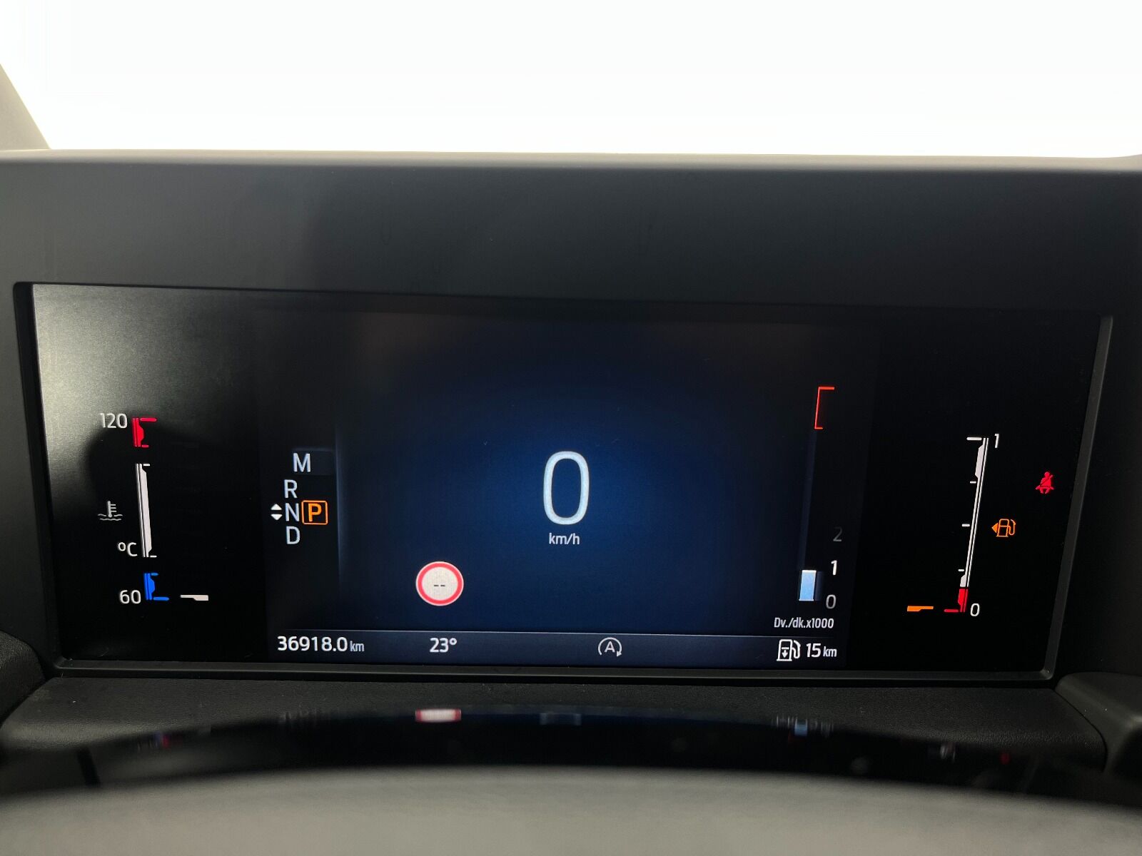 Ford Transit Custom Van 2.0 EcoBlue Upgrade 320 S Deluxe Otomatik - 2023 - Detay