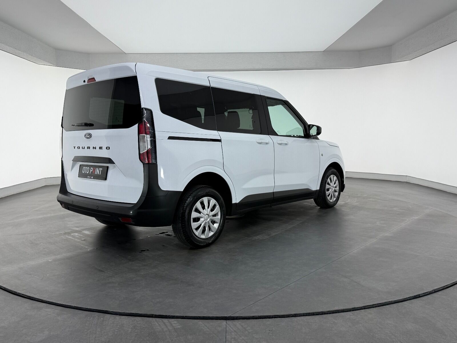 Ford Tourneo Courier 1.0 EcoBoost Deluxe - 2025 - Detay