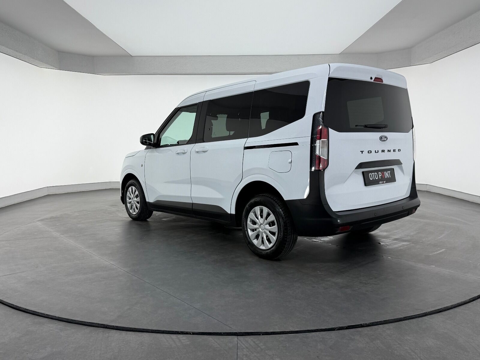 Ford Tourneo Courier 1.0 EcoBoost Deluxe - 2025 - Detay