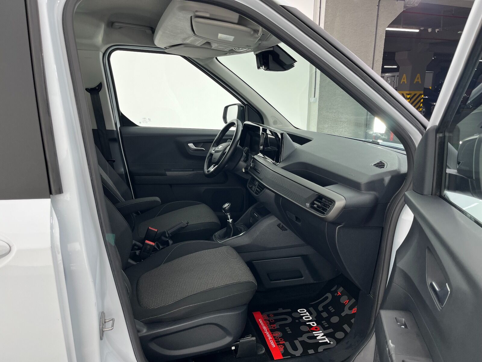 Ford Tourneo Courier Kombi 1.5 EcoBlue Deluxe - 2024 - Detay