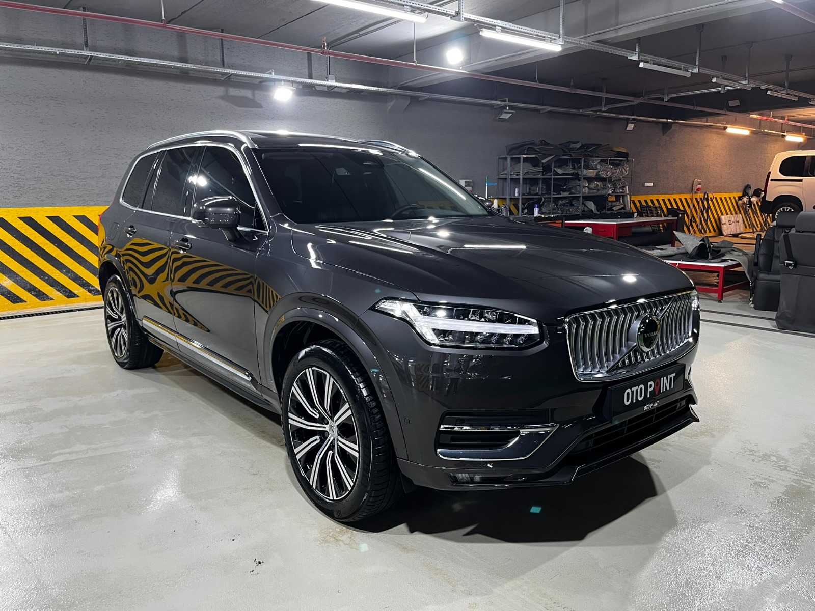 Volvo XC90 SUV 2.0 B5 MHEV AWD Plus Bright Geartronic - 2024