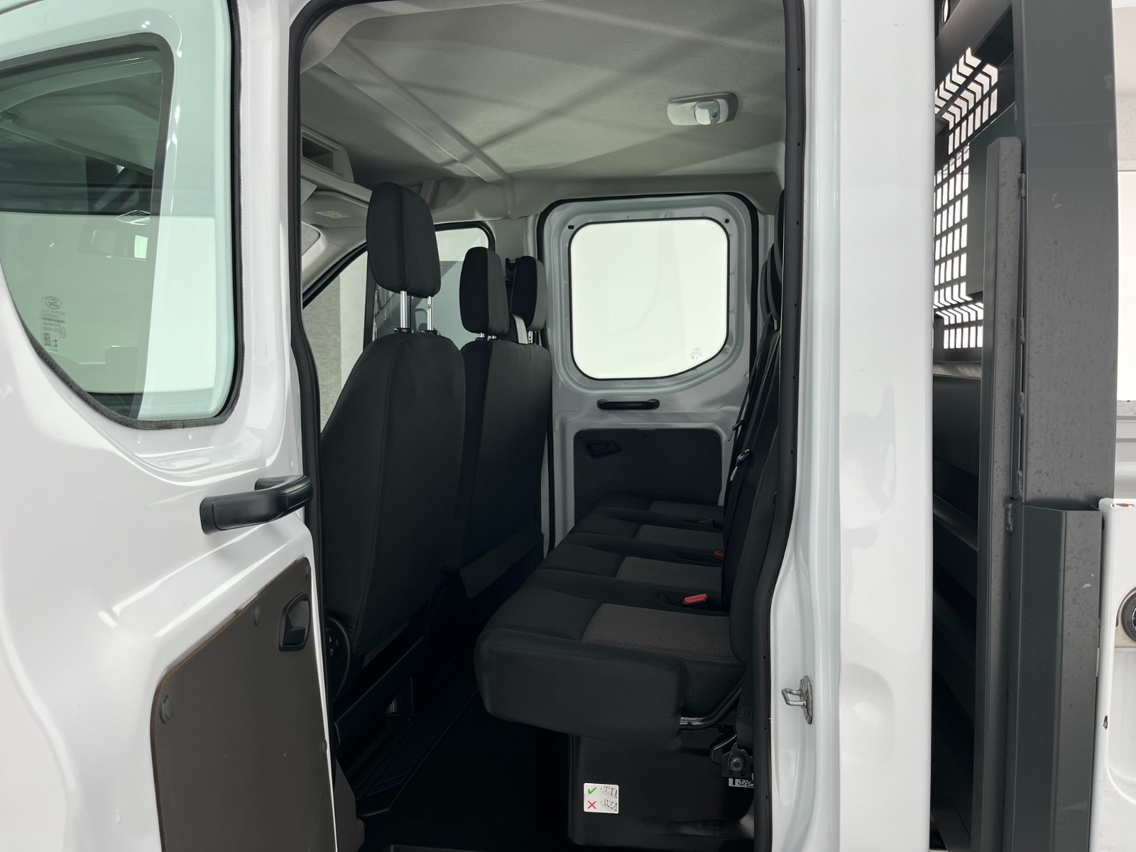 Ford Transit 350 M Çift Kabin - 2024 - Detay