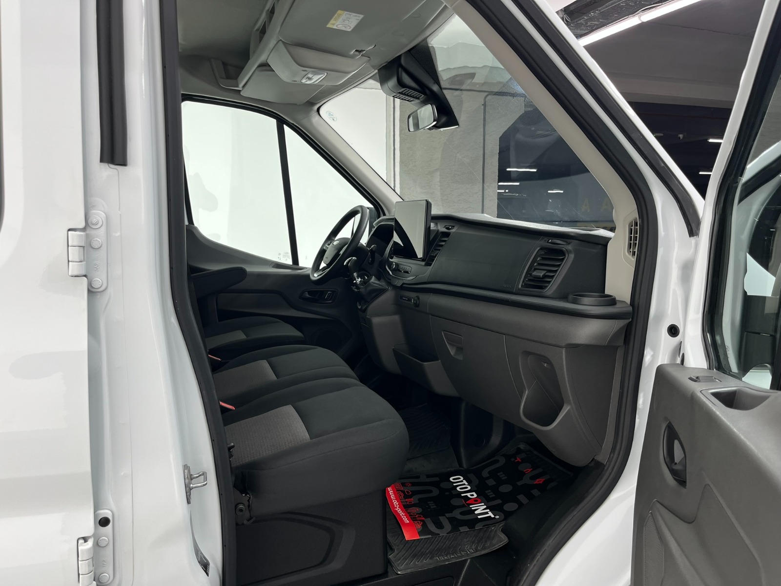 Ford Transit 350 M Çift Kabin - 2024 - Detay