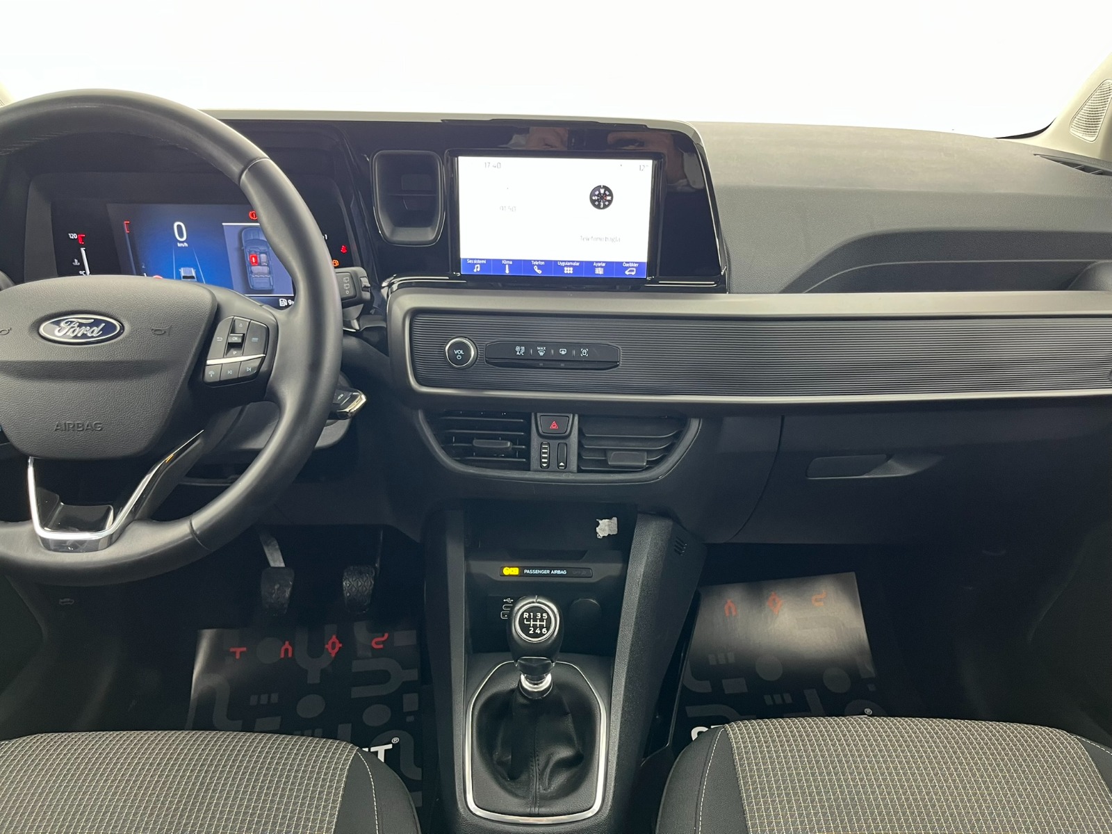 Ford Tourneo Courier Kombi 1.5 EcoBlue Deluxe - 2024 - Detay