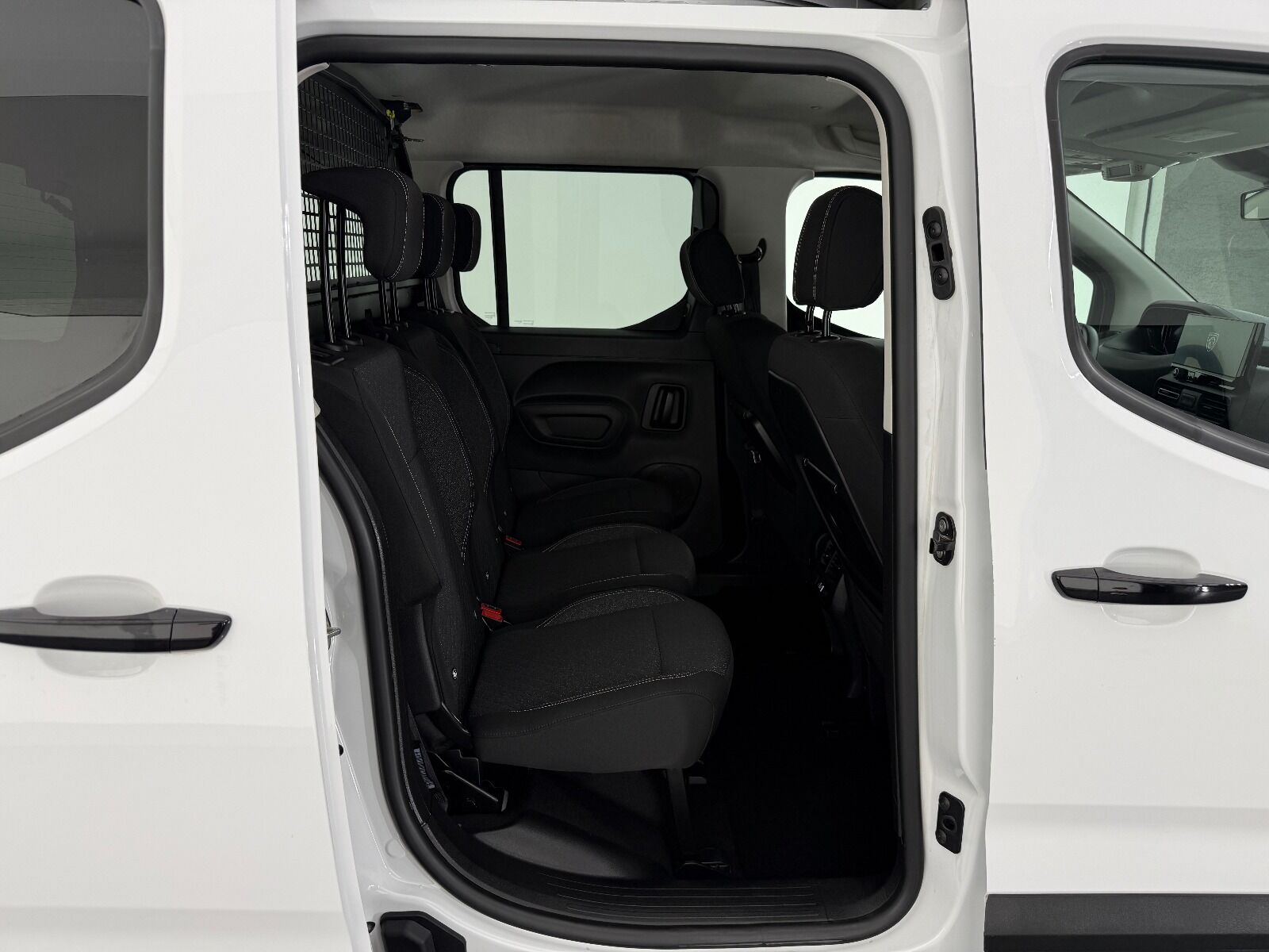 Peugeot Rifter 1.5 BlueHDI Allure EAT8 - 2025 - Detay