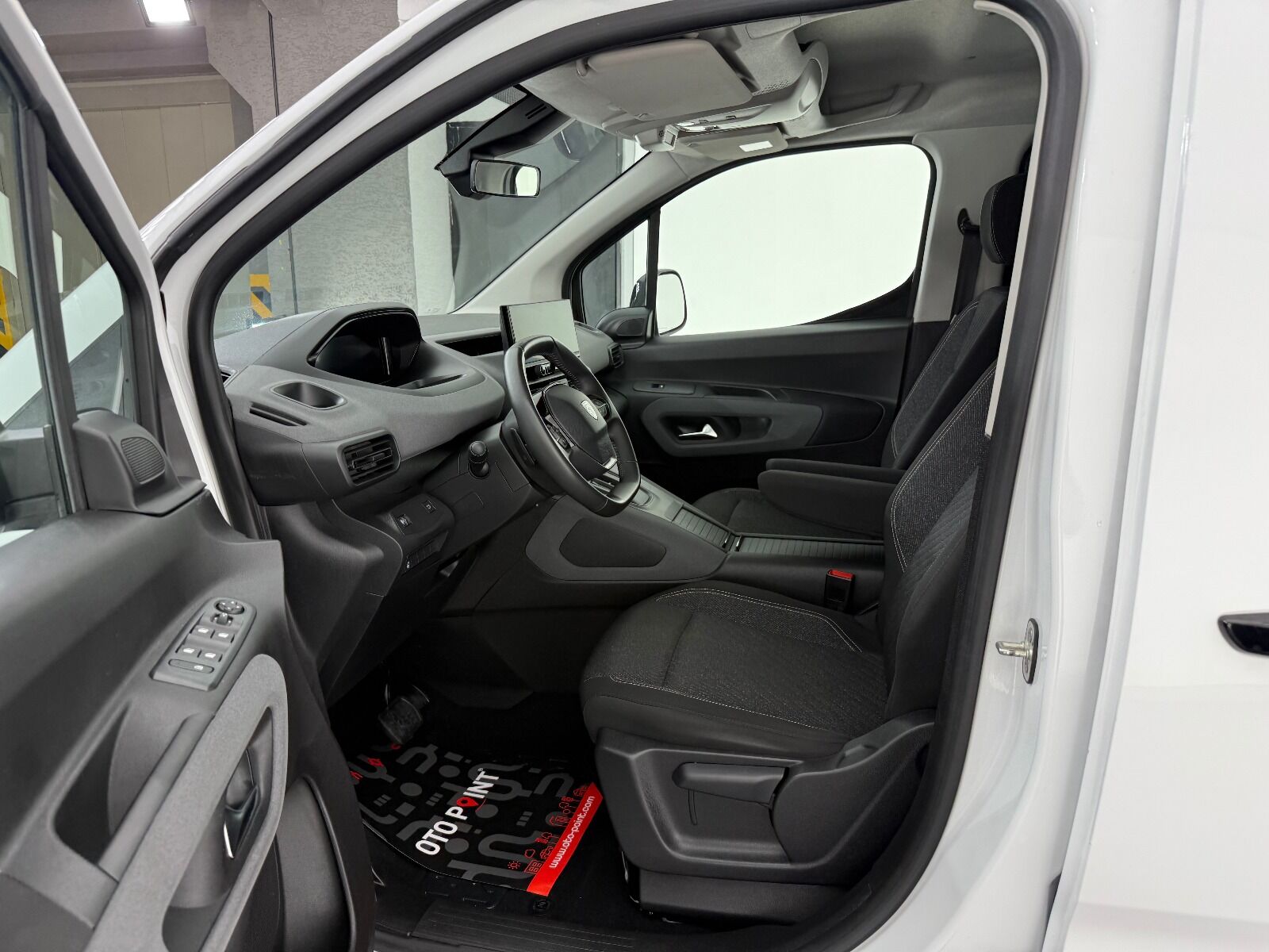 Peugeot Rifter 1.5 BlueHDI Allure EAT8 - 2025 - Detay
