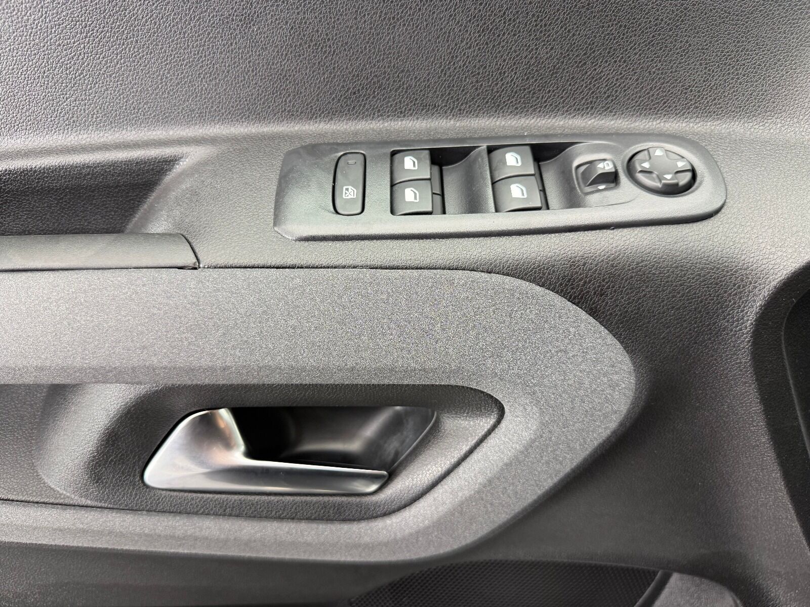 Peugeot Rifter 1.5 BlueHDI Allure EAT8 - 2025 - Detay