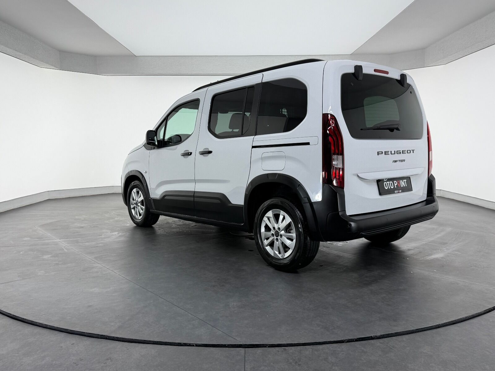Peugeot Rifter 1.5 BlueHDI Allure EAT8 - 2025 - Detay