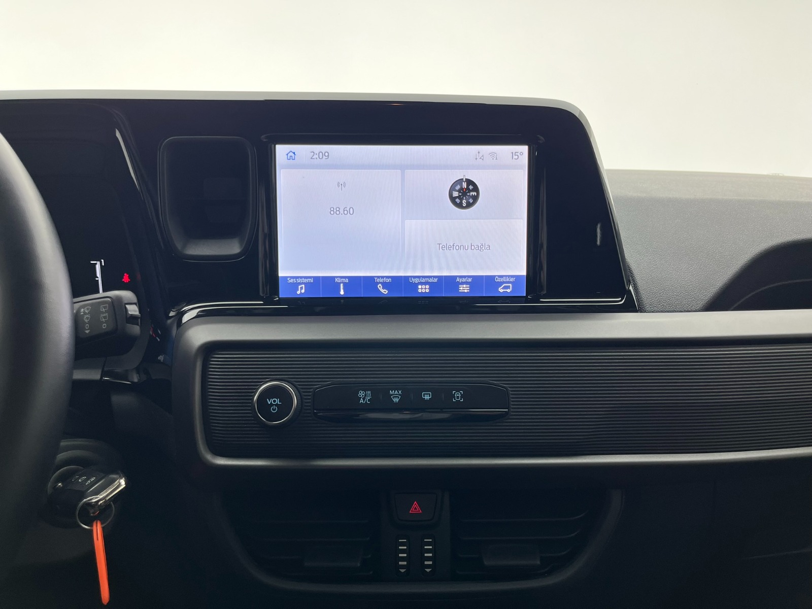 Ford Tourneo Courier Kombi 1.5 EcoBlue Deluxe - 2024 - Detay