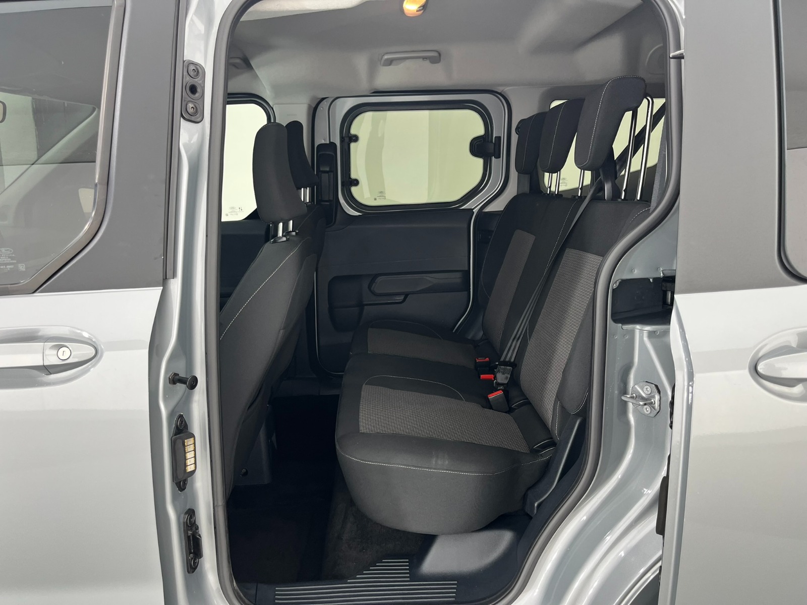 Ford Tourneo Courier Kombi 1.5 EcoBlue Deluxe - 2024 - Detay