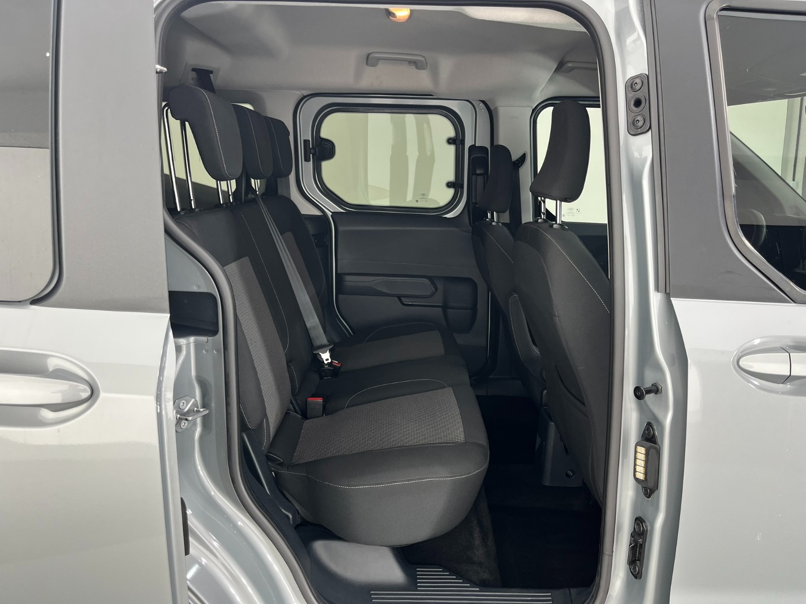 Ford Tourneo Courier Kombi 1.5 EcoBlue Deluxe - 2024 - Detay