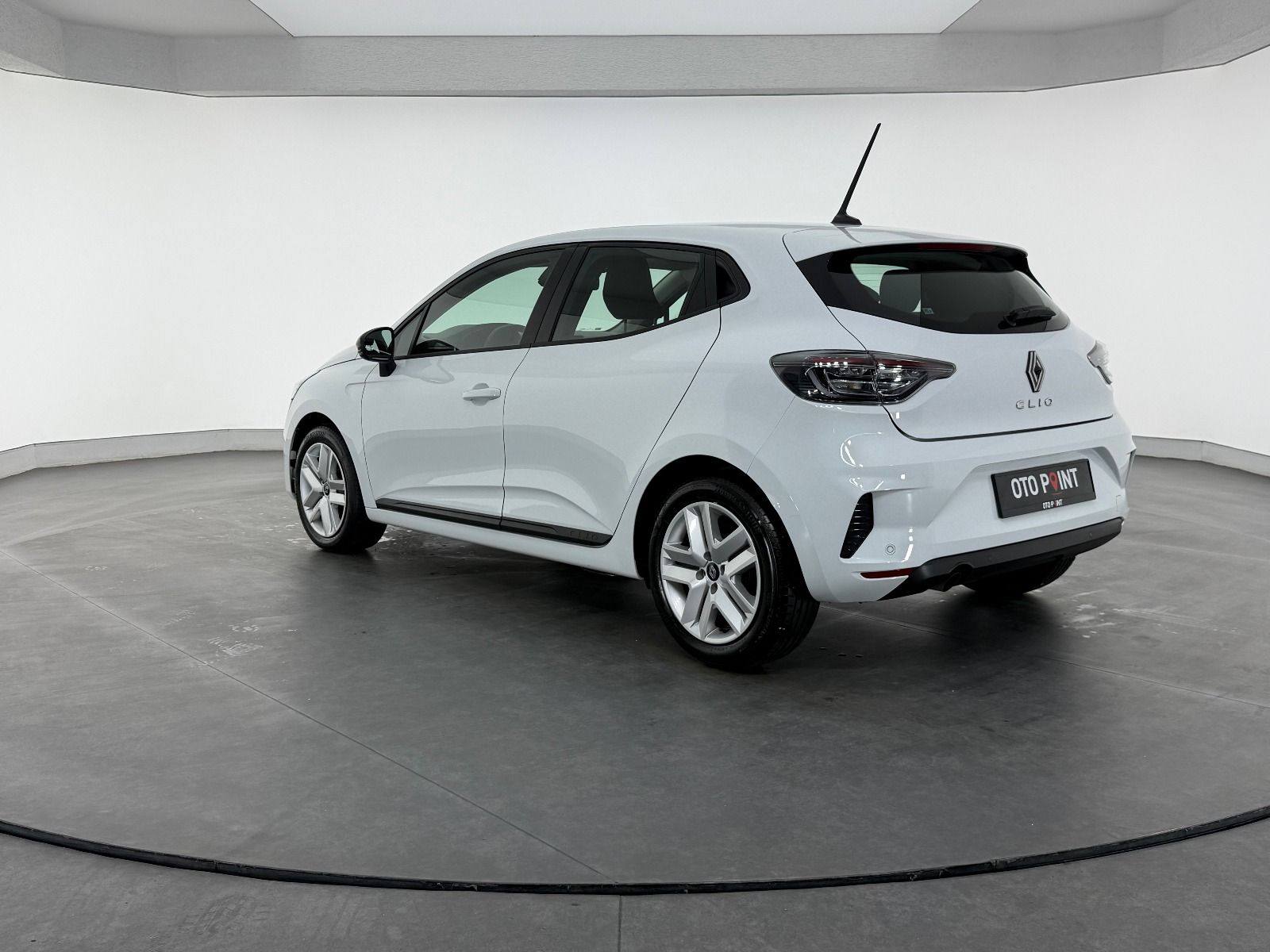 Renault Clio 1.0 TCE Evolution X-Tronic - 2026 - Detay