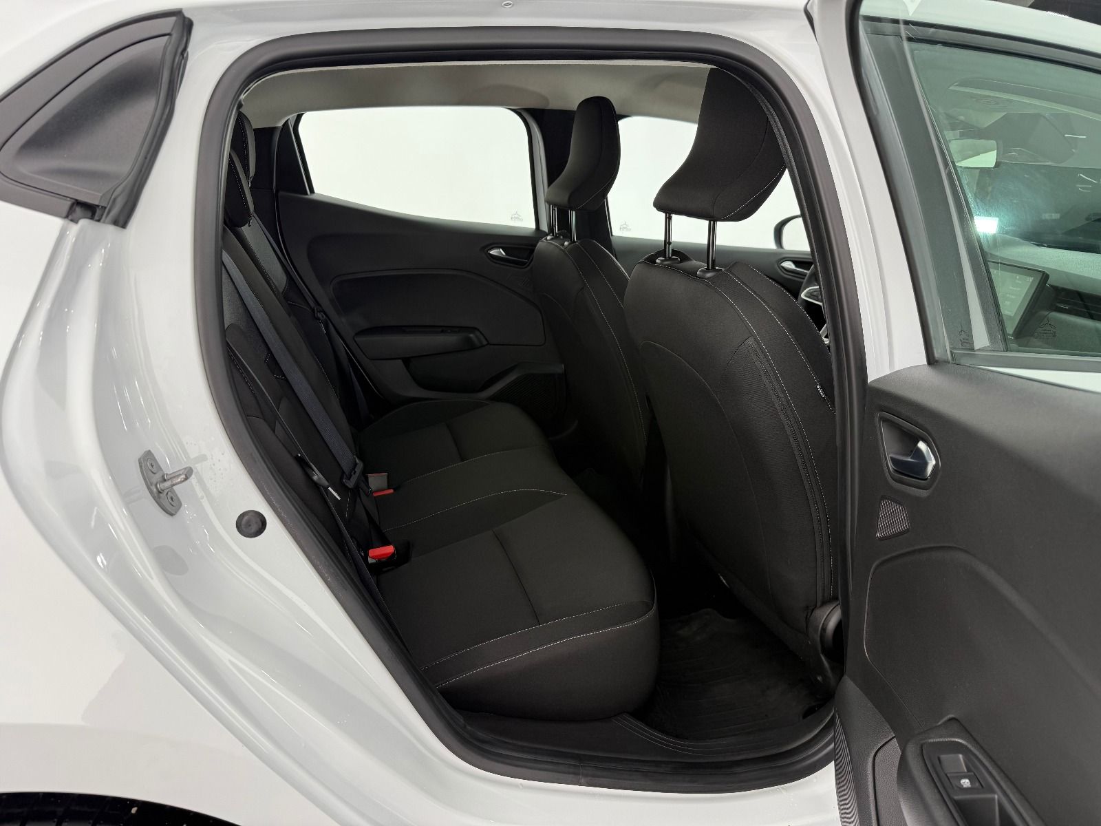 Renault Clio 1.0 TCE Evolution X-Tronic - 2026 - Detay