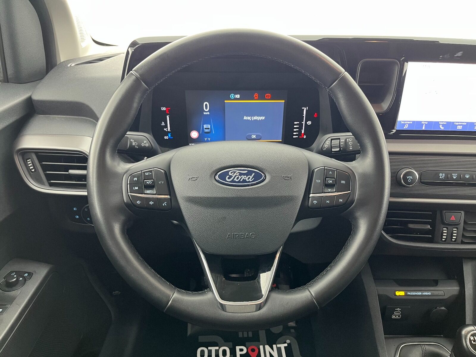 Ford Tourneo Courier Kombi 1.5 EcoBlue Deluxe - 2025 - Detay