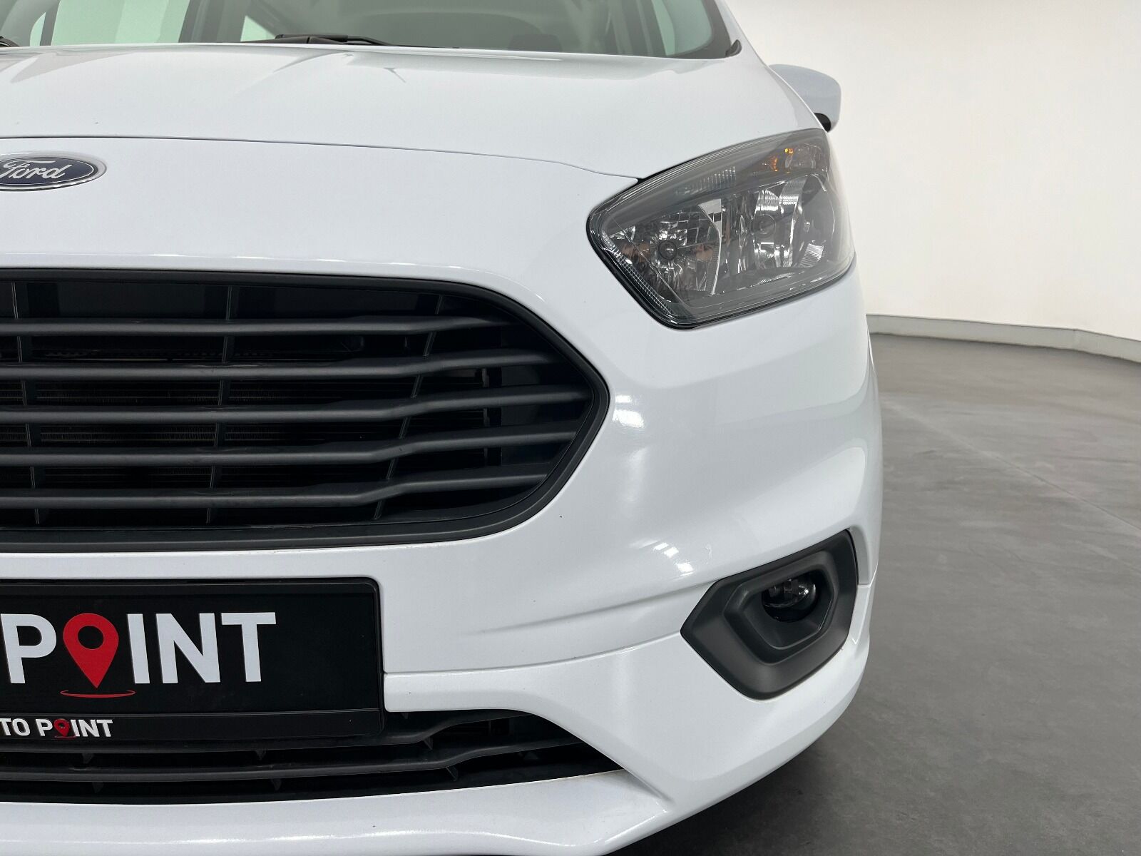 Ford Tourneo Courier 1.5 TDCI Deluxe - 2023 - Detay