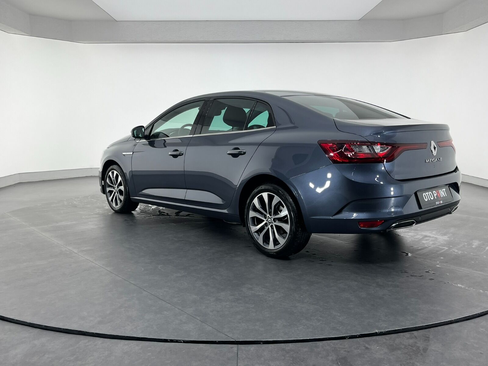 Renault Megane Sedan 1.3 TCe Icon EDC - 2025 - Detay