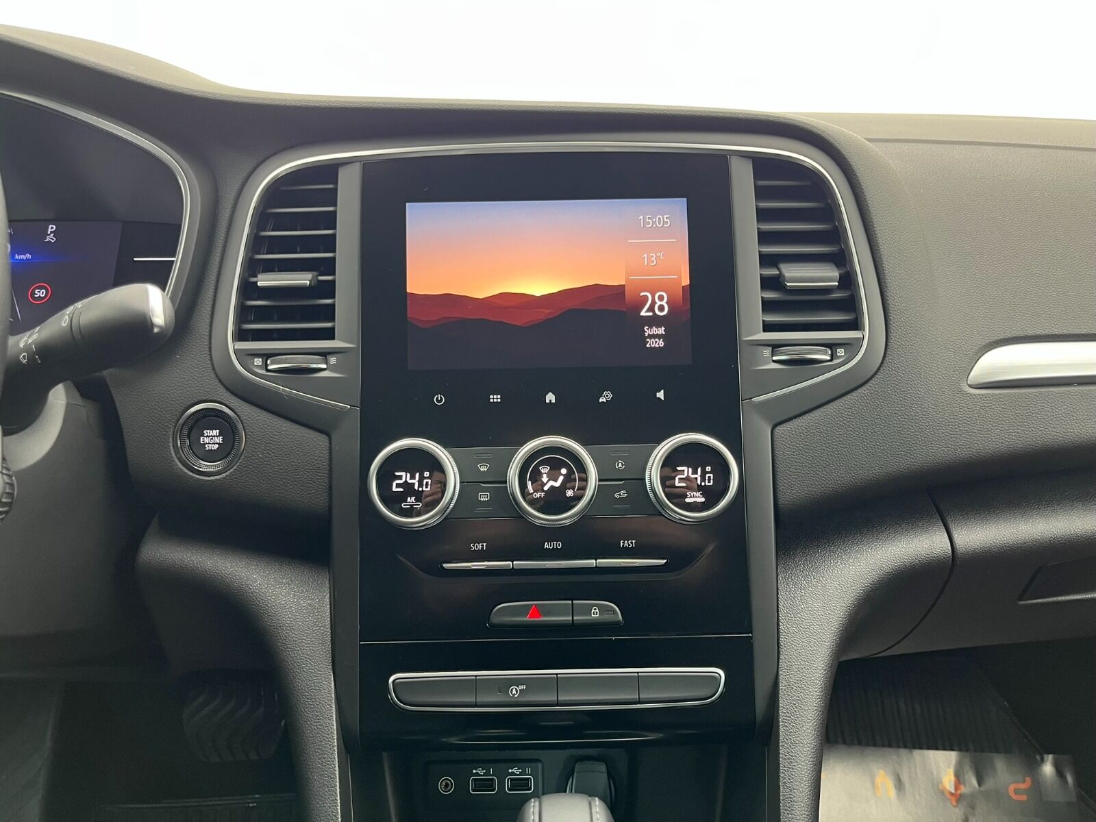 Renault Megane Sedan 1.3 TCe Icon EDC - 2025 - Detay