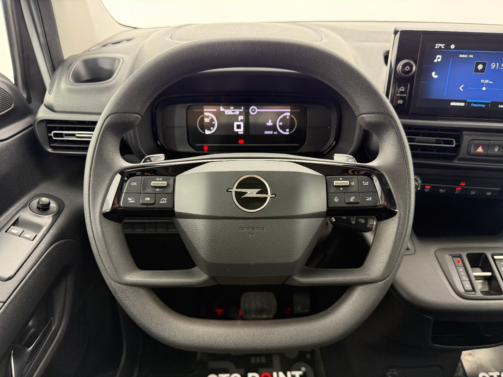 Opel Combo 1.5 D Essential - 2026 - Detay