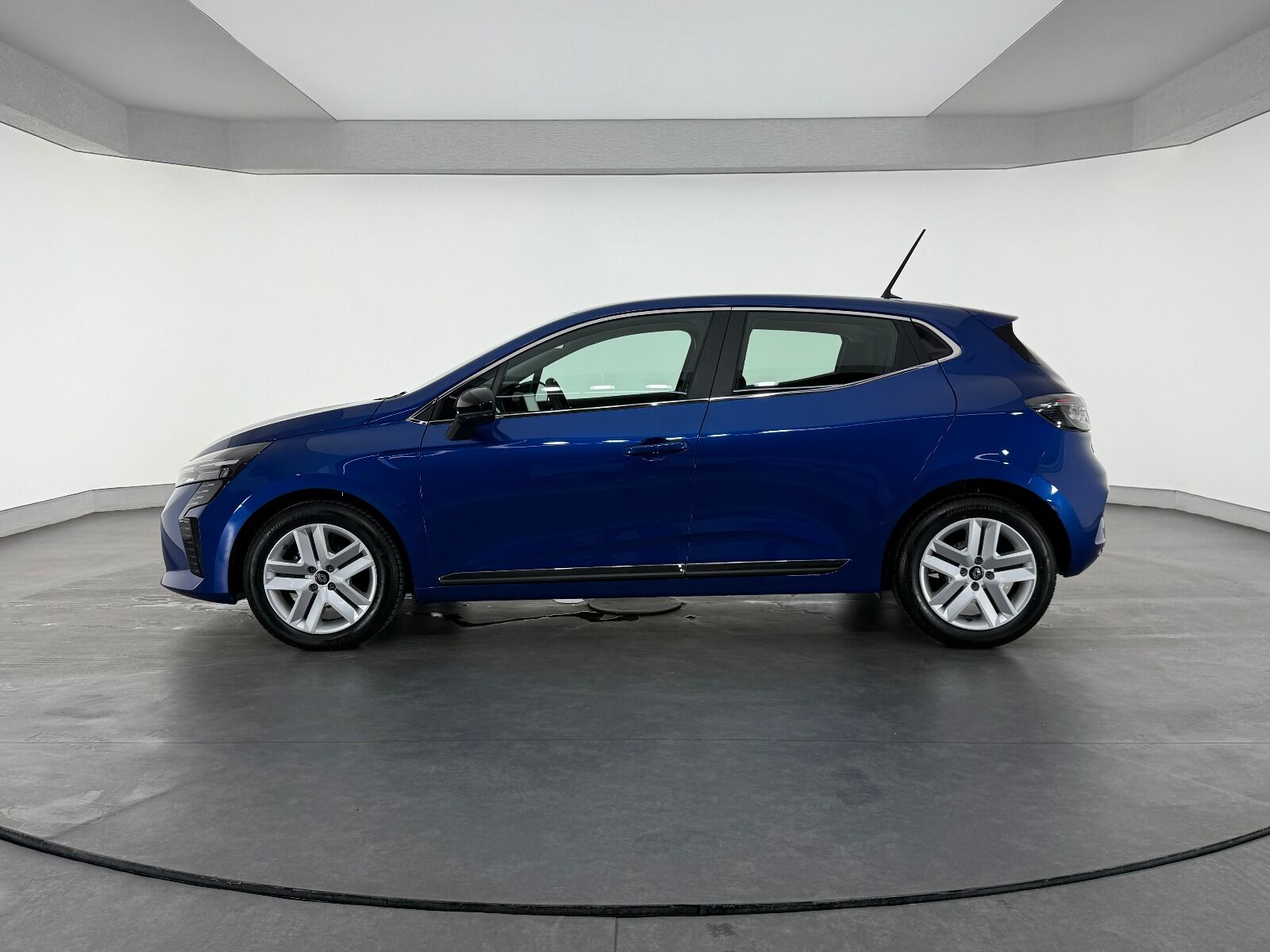 Renault Clio 1.0 TCE Evolution X-Tronic - 2024 - Detay